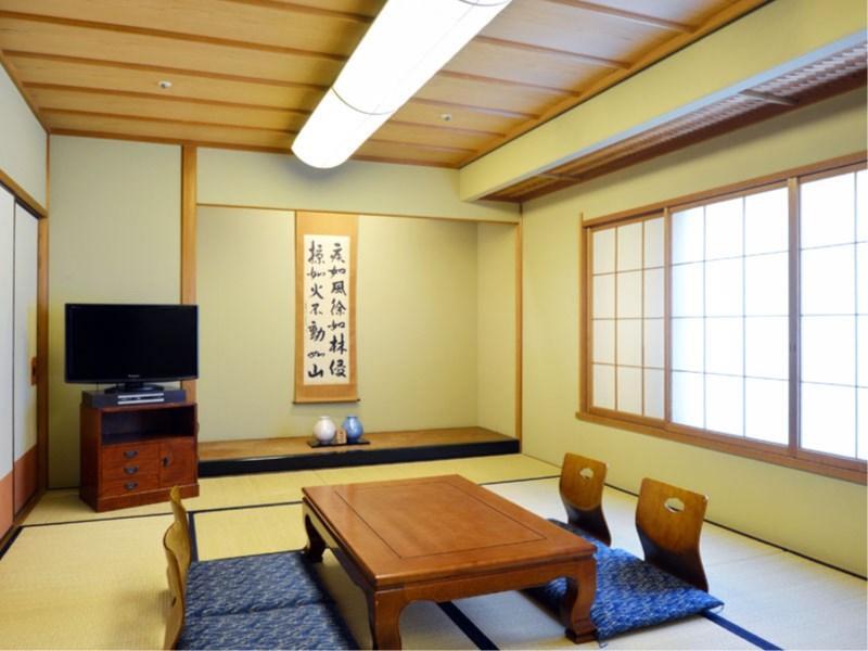 Nagoya Creston Hotel Bagian luar foto